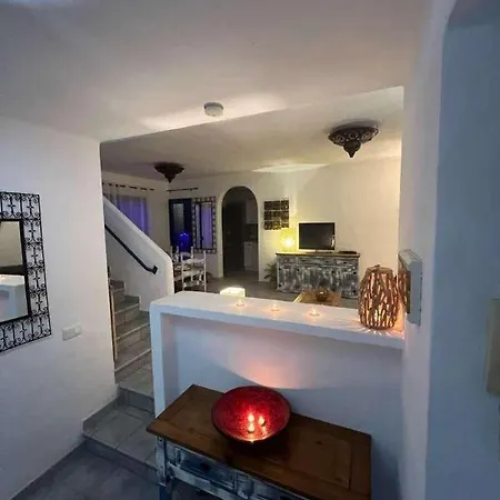 Casa May Вилла Коральео